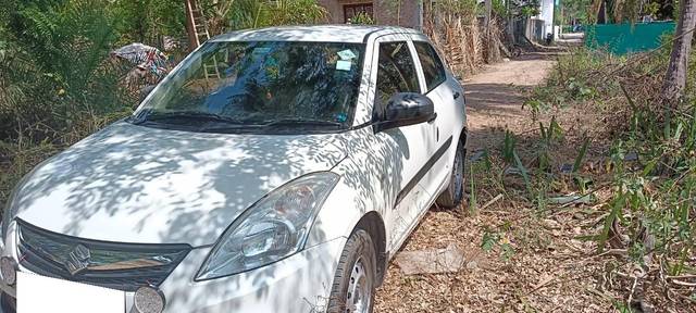 https://images10.gaadi.com/usedcar_image/4548723/original/processed_99ddb433-8f3b-4580-90b1-9ad3e7ab428a.jpg?imwidth=6402
