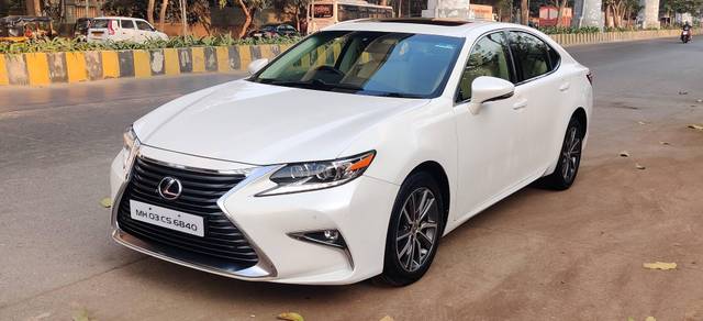 https://images10.gaadi.com/usedcar_image/4548730/original/processed_aaa366745266ce139d64f558c3a49f3b.jpg?imwidth=6401