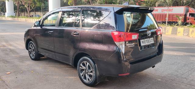 https://images10.gaadi.com/usedcar_image/4548734/original/processed_7103b1c1c6921799b69042bdd5b51cff.jpg?imwidth=6401