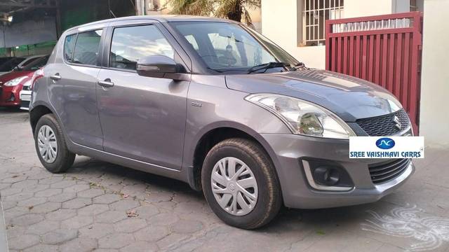 https://images10.gaadi.com/usedcar_image/4548738/original/processed_29907903f722e3d942b13c39b590bb50.jpg?imwidth=6400