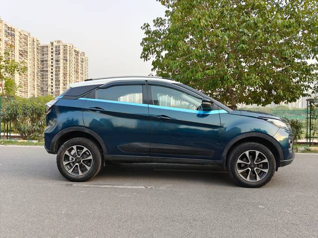 https://images10.gaadi.com/usedcar_image/4548741/original/405732a8826c3629a3fc320397e8eae2.jpg?imwidth=6401