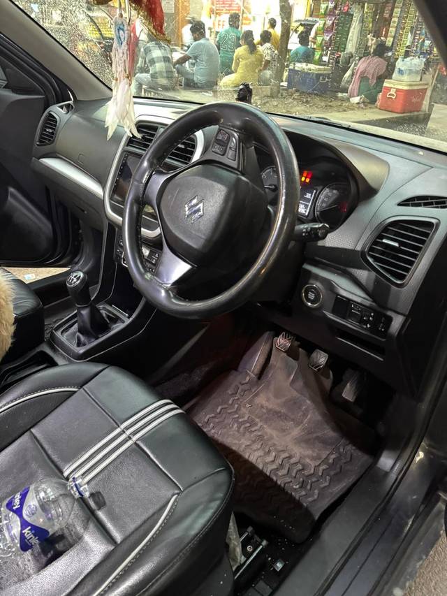 https://images10.gaadi.com/usedcar_image/4548787/original/47a54e7ebe48564775ddf8aa7c87f43d.jpg?imwidth=6402