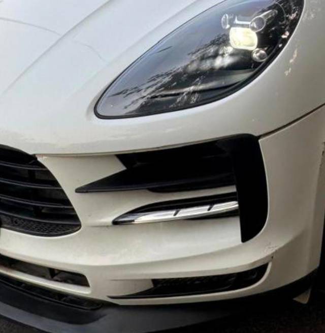 https://images10.gaadi.com/usedcar_image/4548797/original/d96e3ea2952dede0dde9d8918bcc1921.jpg?imwidth=6402