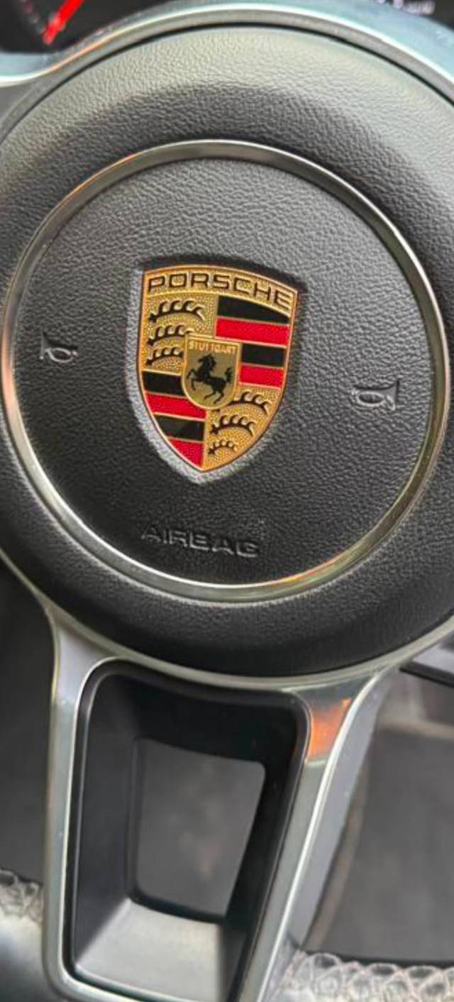 https://images10.gaadi.com/usedcar_image/4548797/original/e985cd9984d4fc22bbc4beb8849f627e.jpg?imwidth=6400