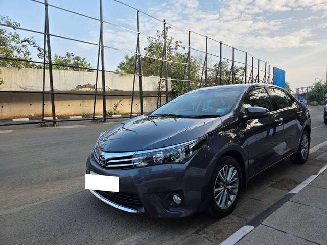 https://images10.gaadi.com/usedcar_image/4548824/original/processed_c35b3ea0559624f21bd9b78abffeb3d0.jpg?imwidth=6400