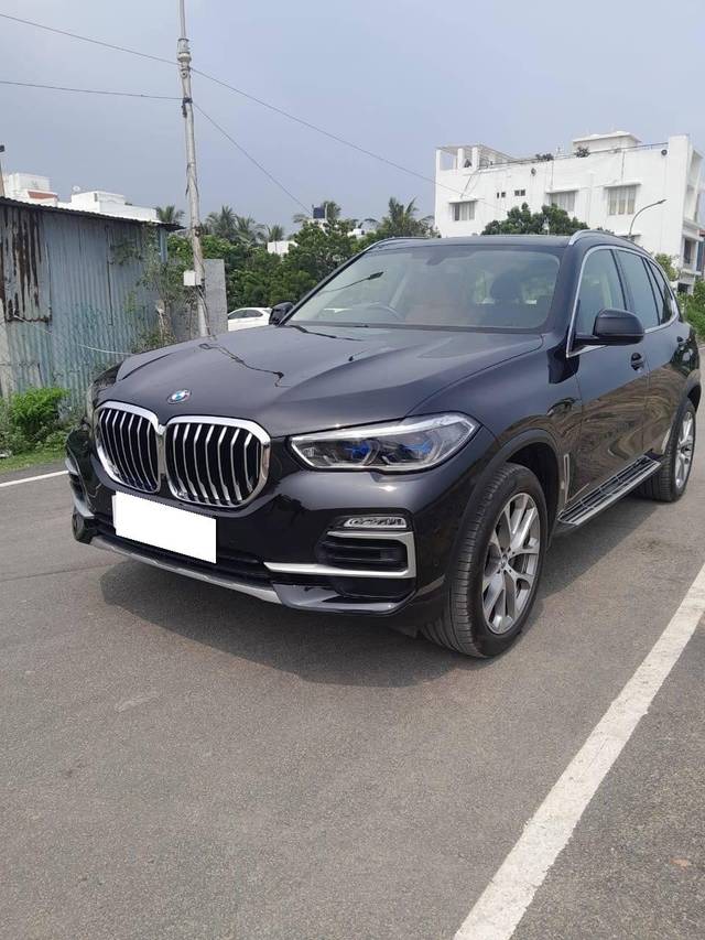 https://images10.gaadi.com/usedcar_image/4548829/original/processed_82d3956ba887eeda93f59e9876f53120.jpg?imwidth=6400