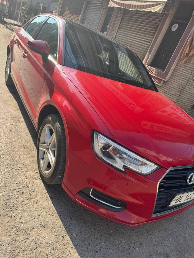 https://images10.gaadi.com/usedcar_image/4548831/original/processed_7b52b52cf431488fb278204db3cc9184.jpg?imwidth=6400