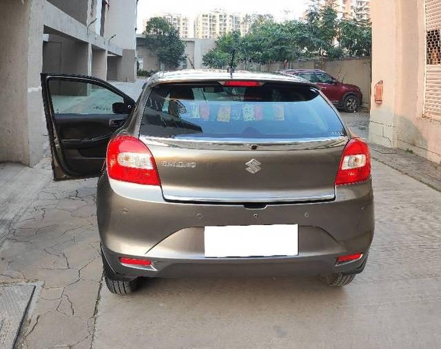 https://images10.gaadi.com/usedcar_image/4548833/original/processed_d0e25030-2559-4978-9eb1-9af91c3386cb.jpeg?imwidth=6402