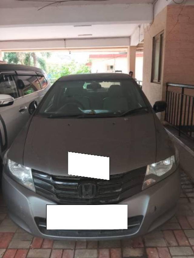 https://images10.gaadi.com/usedcar_image/4548834/original/processed_dbabc050-7788-450a-bd9e-ff7ea3e215cf.jpeg?imwidth=6400