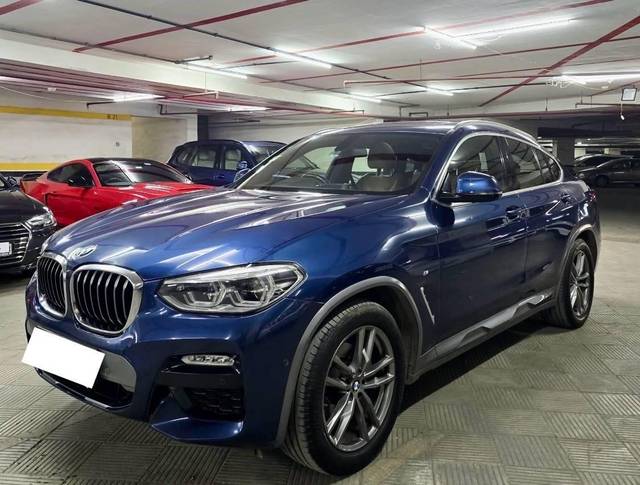 https://images10.gaadi.com/usedcar_image/4548837/original/processed_87b97e86-9f3e-4ae8-9679-32e638097cad.jpg?imwidth=6401
