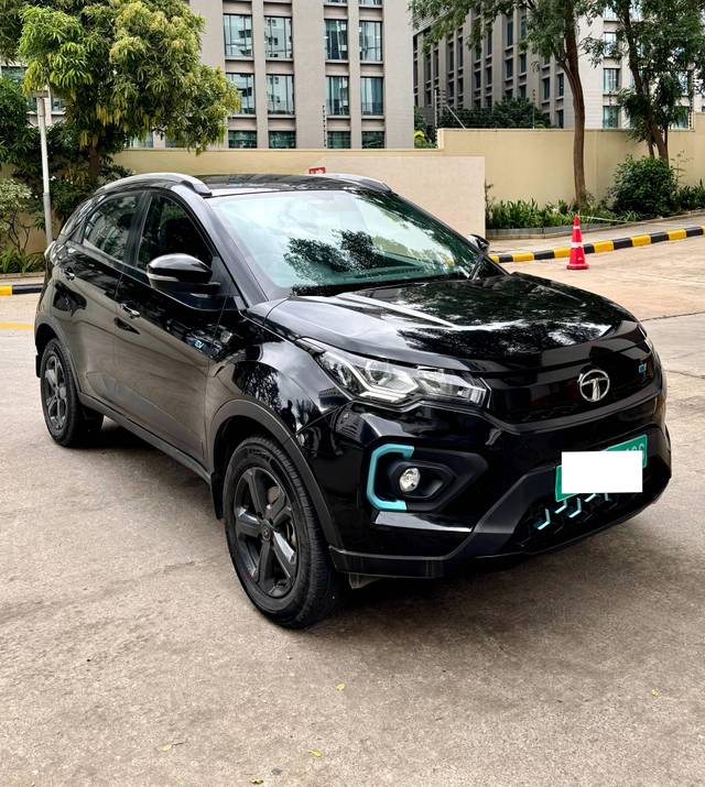 https://images10.gaadi.com/usedcar_image/4548842/original/processed_5fd14b00af22bc9c1dfd025437e39b02.jpg?imwidth=6400