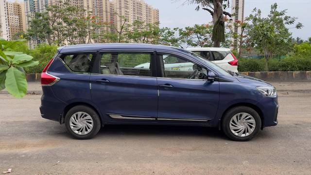 https://images10.gaadi.com/usedcar_image/4548862/original/processed_0b3e75dfc33003b5ed800b7261dca490.jpg?imwidth=6401