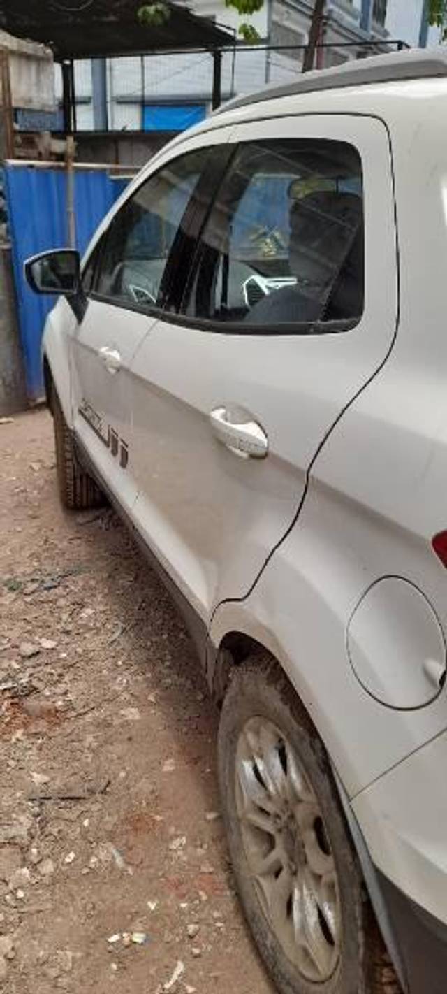 https://images10.gaadi.com/usedcar_image/4548870/original/processed_31ffa84e-6a69-48cb-860f-dadb36d7d323.jpg?imwidth=6402