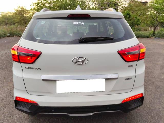https://images10.gaadi.com/usedcar_image/4548887/original/processed_c8b012bf37ba35a09283bc65f57ce761.jpg?imwidth=6402