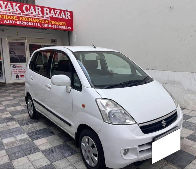 https://images10.gaadi.com/usedcar_image/4548896/original/processed_0236d1791b8e353ffde043187181f26e.jpg?imwidth=6400