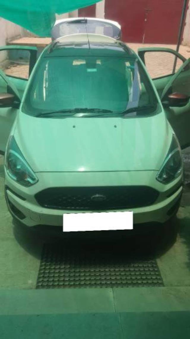 https://images10.gaadi.com/usedcar_image/4548940/original/processed_686810fd-5235-4549-a8f3-99fae2a82442.jpeg?imwidth=6400