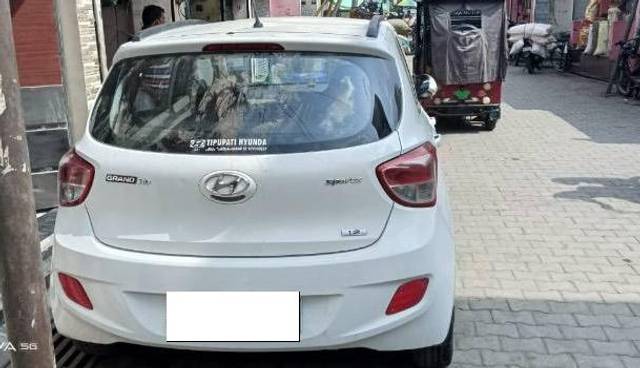 https://images10.gaadi.com/usedcar_image/4548941/original/processed_37a6ea72-0e7b-4dd1-8e29-e631b959d739.jpeg?imwidth=6401