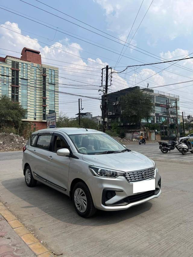https://images10.gaadi.com/usedcar_image/4548948/original/processed_6ba6e5c54070eb06917e2b6d380d507d.jpg?imwidth=6400