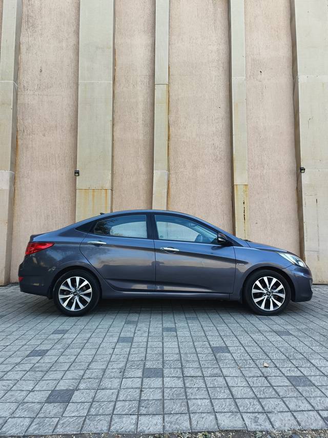 https://images10.gaadi.com/usedcar_image/4548961/original/ca22452515dd1ff499b27de77d09689e.jpg?imwidth=6401