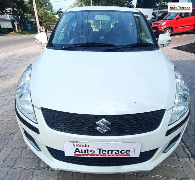 https://images10.gaadi.com/usedcar_image/4548962/original/58dd4de44fffb23e87ea5eda7bef5d4e.jpg?imwidth=6400