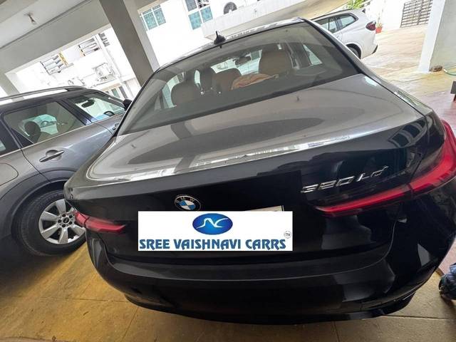 https://images10.gaadi.com/usedcar_image/4548986/original/processed_93f695ba34862f4c4a8ee80ef43a4fa3.jpg?imwidth=6400