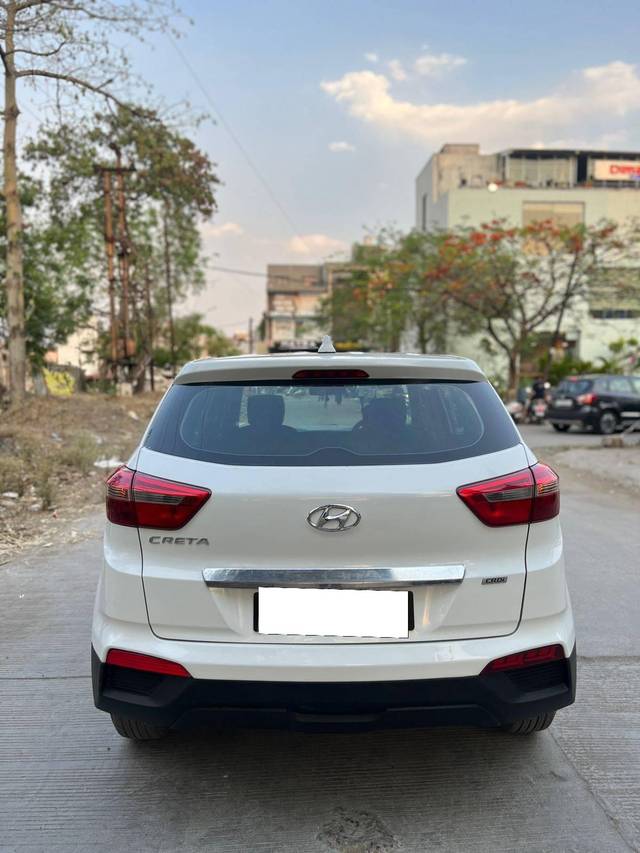 https://images10.gaadi.com/usedcar_image/4548998/original/processed_d562f63cfe800ee5e25e8a137626d90a.jpg?imwidth=6402