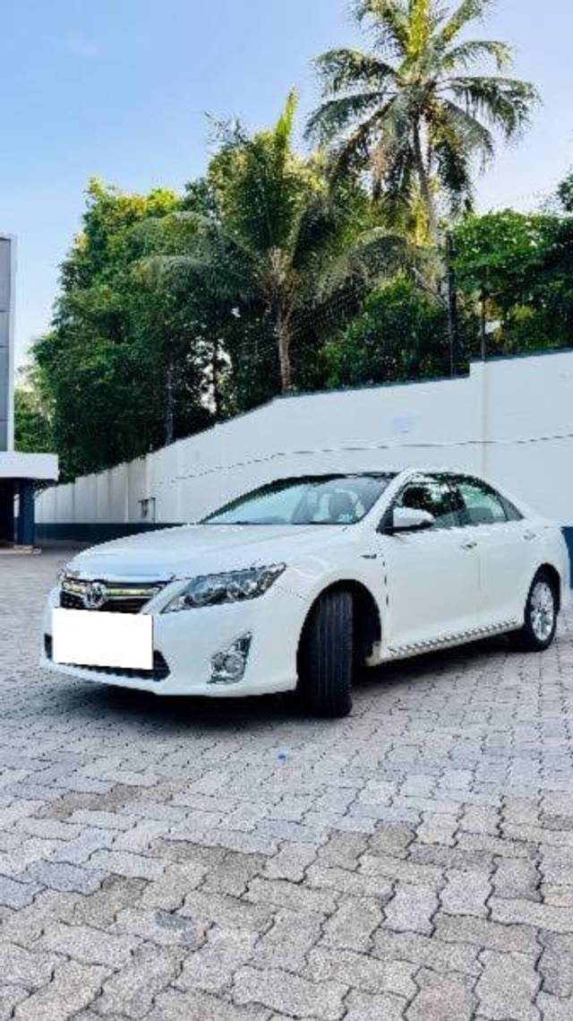 https://images10.gaadi.com/usedcar_image/4549003/original/processed_39581b9d-6fb2-46c8-a0e1-dbdd2cb89823.jpeg?imwidth=6400