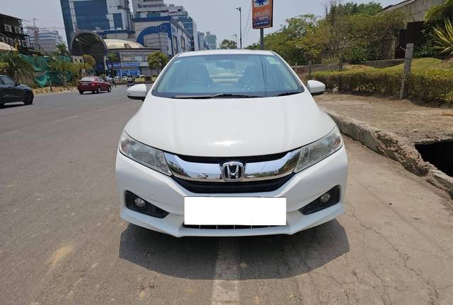 https://images10.gaadi.com/usedcar_image/4549028/original/processed_6d22b593-58b3-4138-8b26-f03ce8447a88.jpg?imwidth=6400
