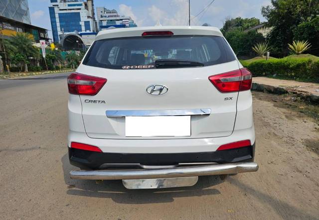 https://images10.gaadi.com/usedcar_image/4549081/original/processed_2c3fd763-eb3e-4d77-b753-037a0d6e224b.jpg?imwidth=6402