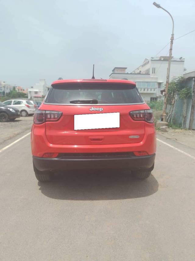 https://images10.gaadi.com/usedcar_image/4549083/original/processed_8d0a0a4ac40589272ffbe185488b2167.jpg?imwidth=6401