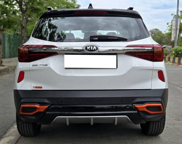 https://images10.gaadi.com/usedcar_image/4549101/original/processed_3aeeed99838c646adde03e8091f56048.jpg?imwidth=6402