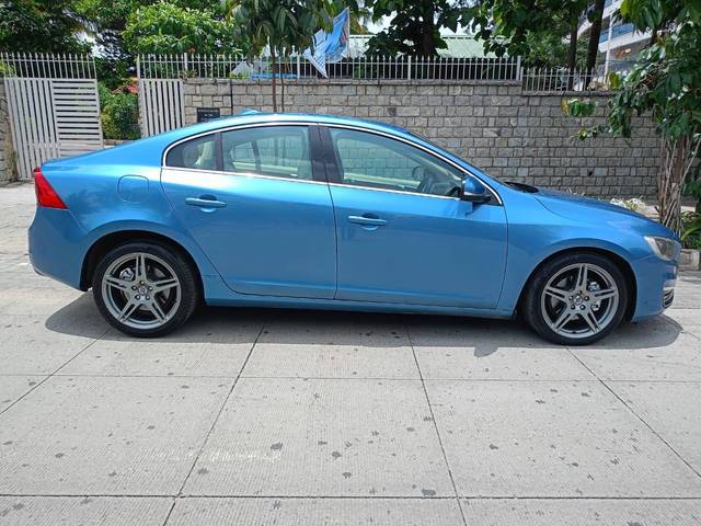 https://images10.gaadi.com/usedcar_image/4549118/original/processed_8f095ceae82a410c9d21677d46e7690f.jpeg?imwidth=6401