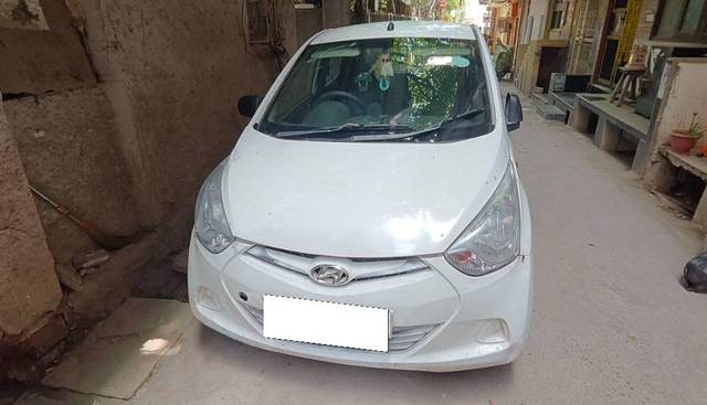 https://images10.gaadi.com/usedcar_image/4549121/original/processed_934ce791-3248-4af0-a3f8-bd7d6f3a9be4.jpg?imwidth=6402