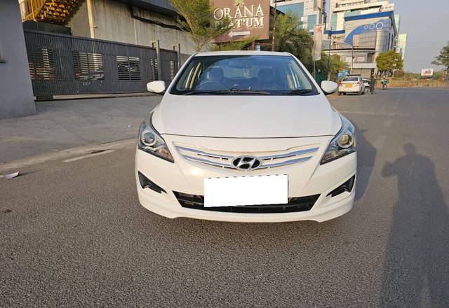 https://images10.gaadi.com/usedcar_image/4549130/original/processed_bfe58835-9c7d-42f9-b046-9965e4f9a751.jpg?imwidth=6400