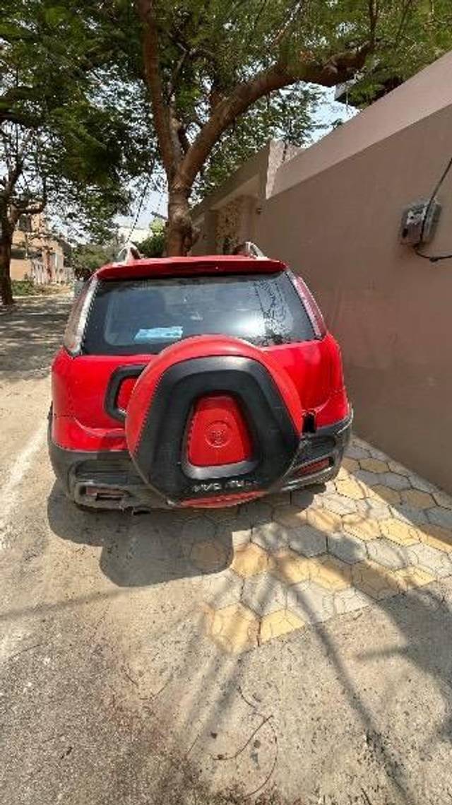 https://images10.gaadi.com/usedcar_image/4549144/original/processed_929f8390-c198-412f-b3bd-c6ee7a7526ee.jpeg?imwidth=6400