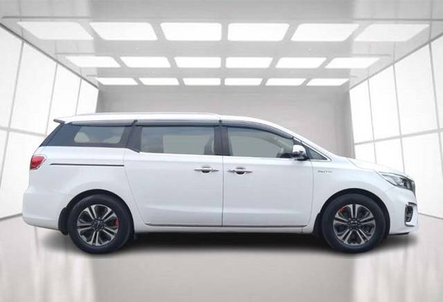 https://images10.gaadi.com/usedcar_image/4549150/original/2a95e8f12d926deb5b84d76b10a93cef.jpeg?imwidth=6401