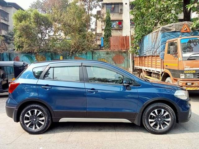 https://images10.gaadi.com/usedcar_image/4549155/original/processed_1c7a6343730b42e8c5aa03028a187ffc.jpg?imwidth=6401