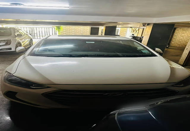 https://images10.gaadi.com/usedcar_image/4549161/original/25142d0b-c629-4fca-bae0-0975caf40a81.?imwidth=6400