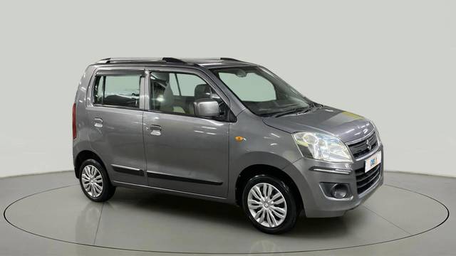 https://images10.gaadi.com/usedcar_image/4549223/original/e2eff1d8bac993f8658e42aff09917f7.jpg?imwidth=6400