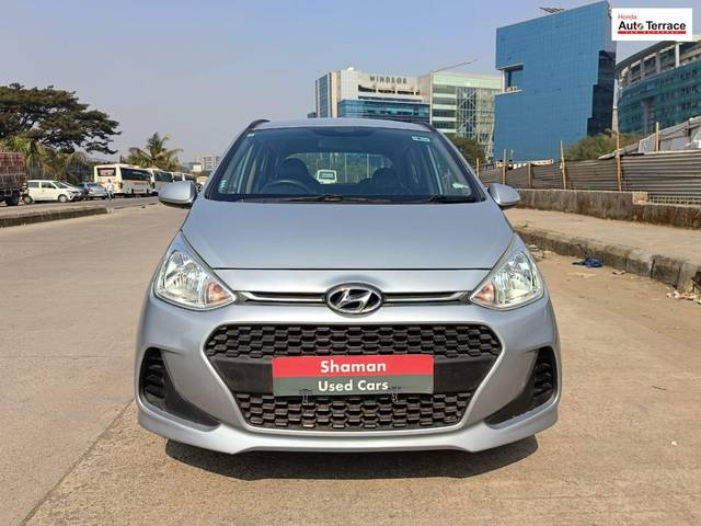 https://images10.gaadi.com/usedcar_image/4549228/original/a65162deead3288e1f95d9d1488ab5d4.jpg?imwidth=6400