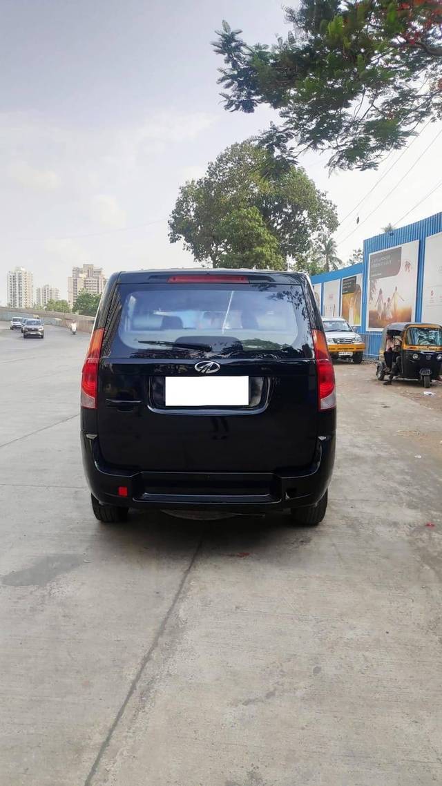 https://images10.gaadi.com/usedcar_image/4549239/original/processed_2720ad4fb8429a50a5cd269db7f157d6.jpg?imwidth=6402