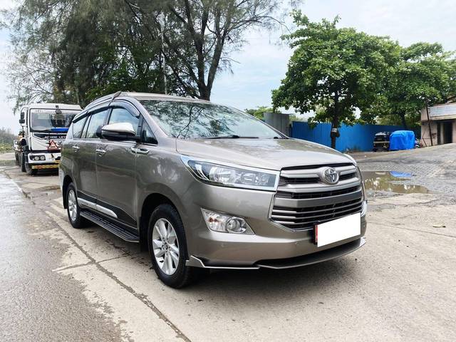 https://images10.gaadi.com/usedcar_image/4549246/original/processed_fee4a86064cf3374c82a92c670bed402.jpg?imwidth=6400