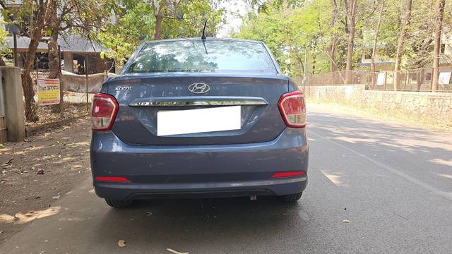 https://images10.gaadi.com/usedcar_image/4549265/original/processed_d217bc5e4a1f98510105b930c894f808.jpg?imwidth=6401