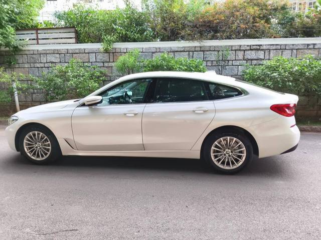 https://images10.gaadi.com/usedcar_image/4549269/original/processed_0cde798d9a04c6a118c580e613896b35.jpeg?imwidth=6402