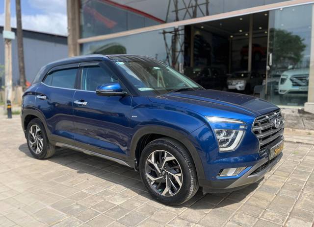 https://images10.gaadi.com/usedcar_image/4549337/original/processed_428146b9b7038abf28e645f2bd1c5a35.jpg?imwidth=6400