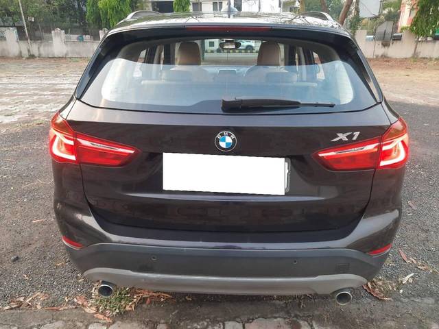 https://images10.gaadi.com/usedcar_image/4549344/original/processed_300882fa5e9f8f151e3788a13e3eb04c.jpeg?imwidth=6402