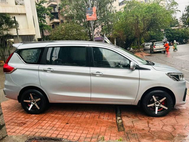 https://images10.gaadi.com/usedcar_image/4549364/original/processed_83c4cb82386812ab8dd695de4acece97.jpg?imwidth=6401