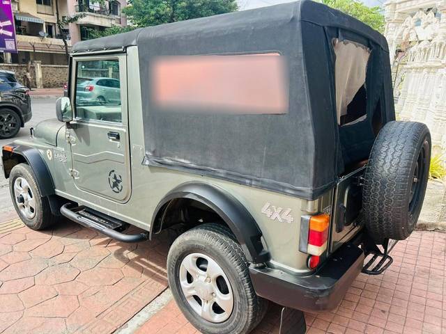 https://images10.gaadi.com/usedcar_image/4549368/original/processed_b7e90c6c070cc0d2ea147c327711fcb1.jpg?imwidth=6402