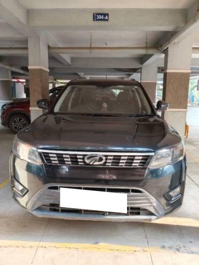 https://images10.gaadi.com/usedcar_image/4549372/original/processed_e1f8a2b3-0964-4e07-91b2-454e2b9733bc.jpeg?imwidth=6400