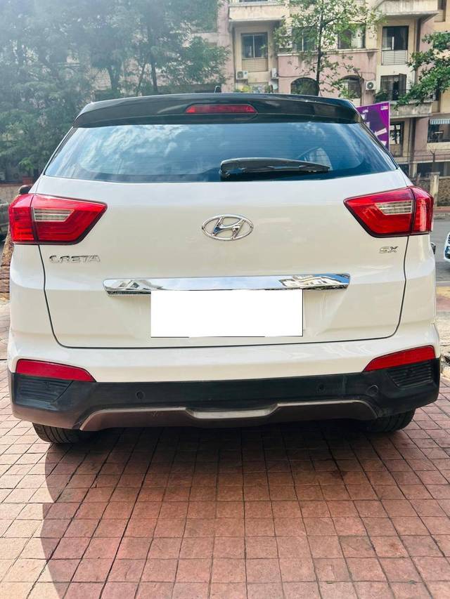 https://images10.gaadi.com/usedcar_image/4549373/original/processed_dbffbbc063efc82123bc7952063d5db5.jpg?imwidth=6402